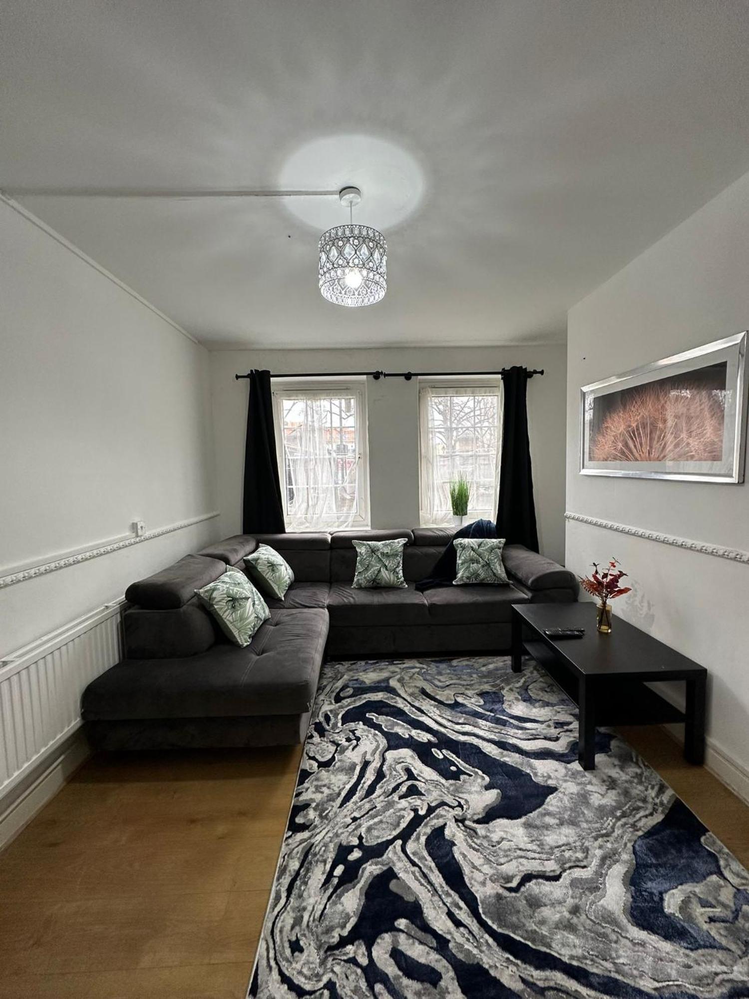 Appartamento Lovely Spacious 2 Bedroom Flat In Bethnal Green, 3mins Away From Station Londra